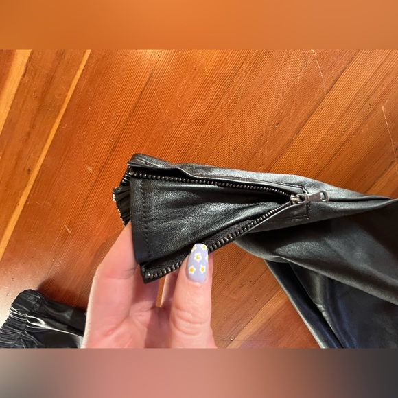 NWOT Paige High Rise Pleated Mayslie Joggers Size 2 - Picture 13 of 16